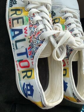 Women’s Multicolor Canvas Lace-Up Shoes adult size 8